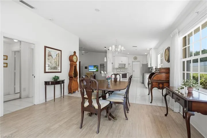 3105 Andorra Cr, Naples, Florida 34109