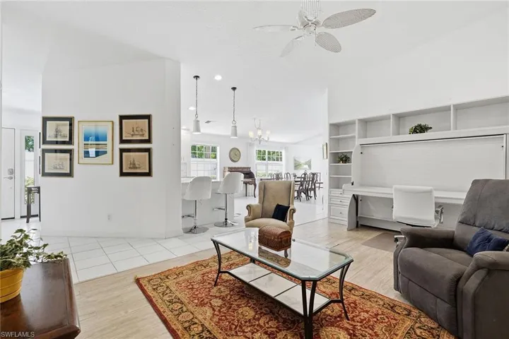 3105 Andorra Cr, Naples, Florida 34109