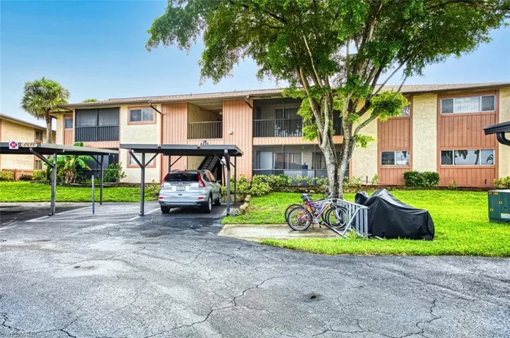 6494 Royal Woods Dr # 2, Fort Myers, Florida 33908