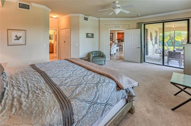9512 Napoli Ln 101, Naples, Florida 34113