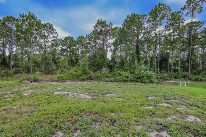670 Nimitz Blvd, Lehigh Acres, Florida 33974