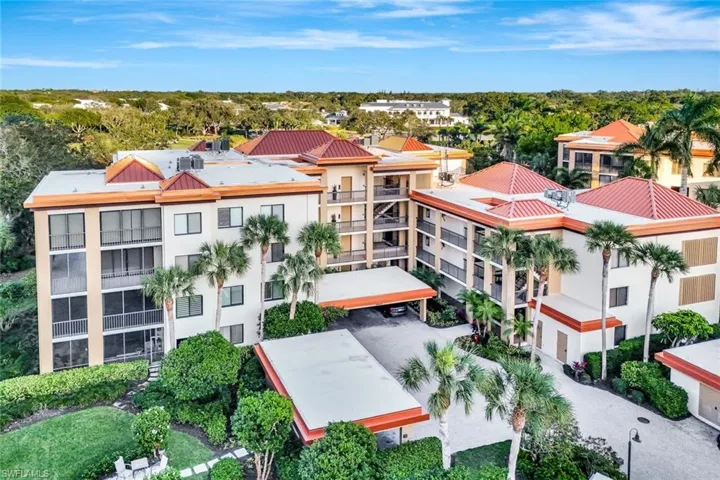 Ariel view of 6820 Pelican Bay Blvd and Interlachen