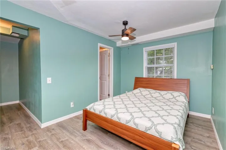 4th bedroom, private entrance/exit to back deck