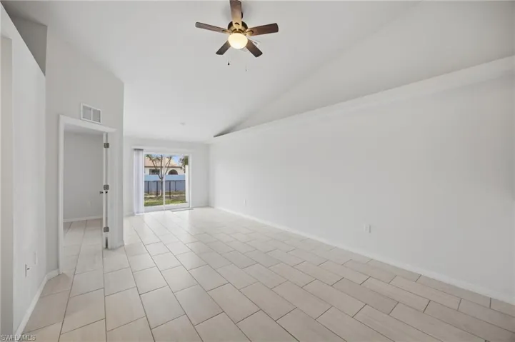 1426/1428 Cape Coral Pkwy W, Cape Coral, Florida 33914