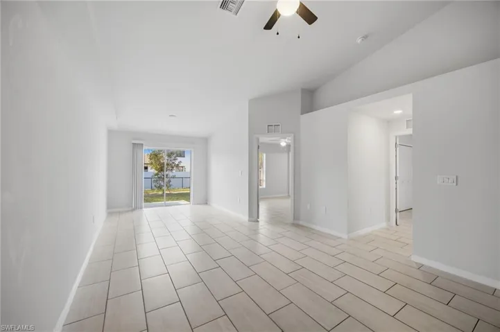 1426/1428 Cape Coral Pkwy W, Cape Coral, Florida 33914