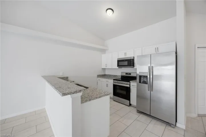 1426/1428 Cape Coral Pkwy W, Cape Coral, Florida 33914