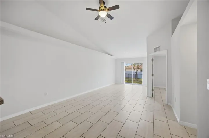 1426/1428 Cape Coral Pkwy W, Cape Coral, Florida 33914