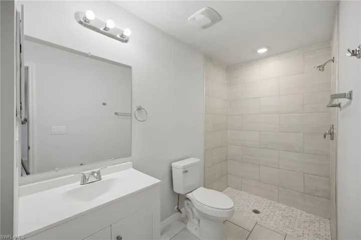 1426/1428 Cape Coral Pkwy W, Cape Coral, Florida 33914