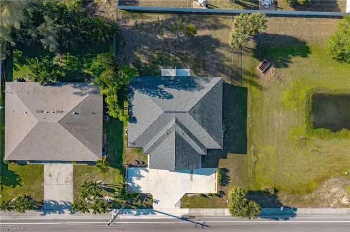 1426/1428 Cape Coral Pkwy W, Cape Coral, Florida 33914
