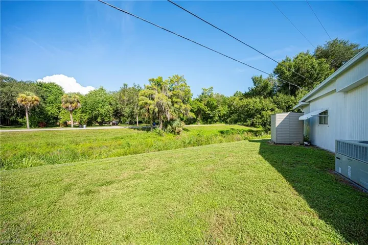 210 Sante Fe Trl, North Fort Myers, Florida 33917