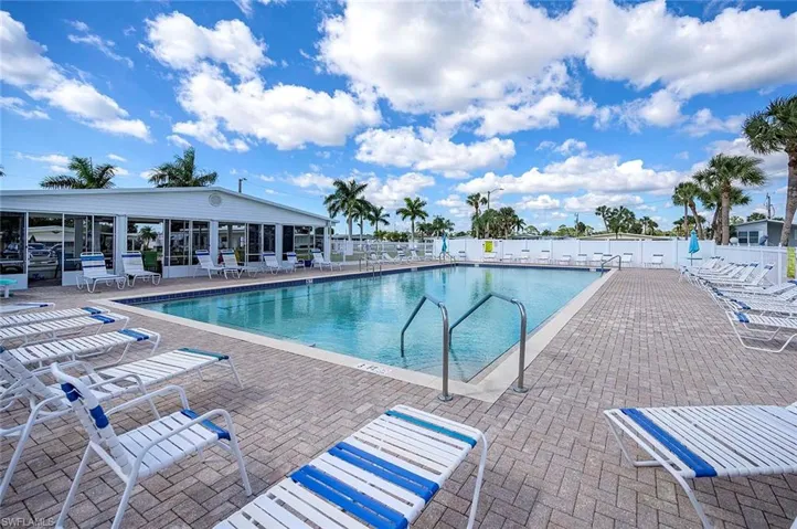 210 Sante Fe Trl, North Fort Myers, Florida 33917
