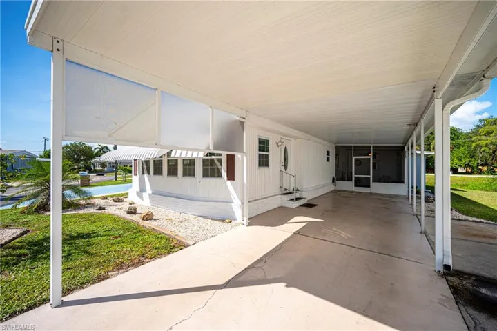 210 Sante Fe Trl, North Fort Myers, Florida 33917