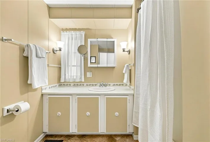 210 Sante Fe Trl, North Fort Myers, Florida 33917
