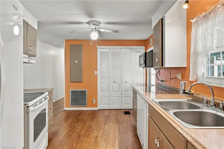 210 Sante Fe Trl, North Fort Myers, Florida 33917