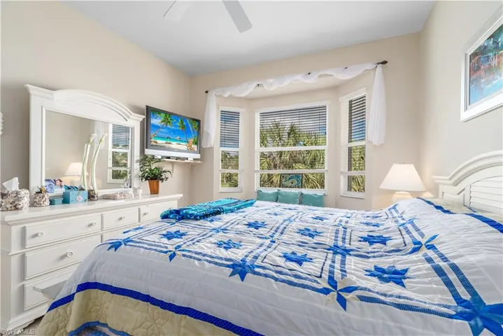Bedroom with ceiling fan