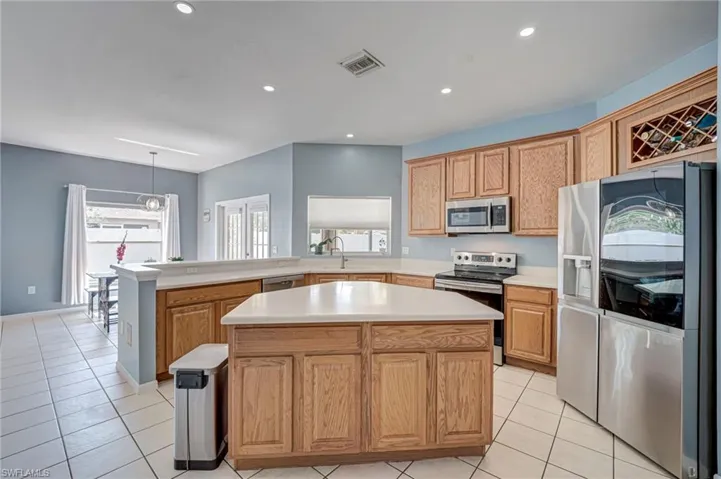 2743 Nature Pointe Loop, Fort Myers, Florida 33905