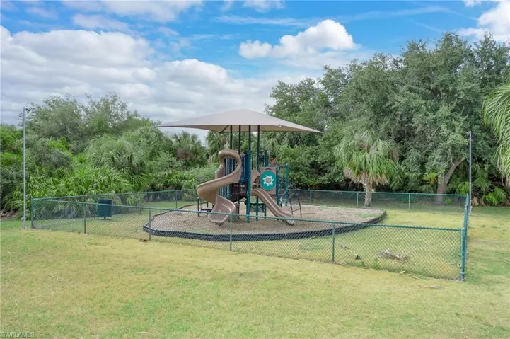 2743 Nature Pointe Loop, Fort Myers, Florida 33905
