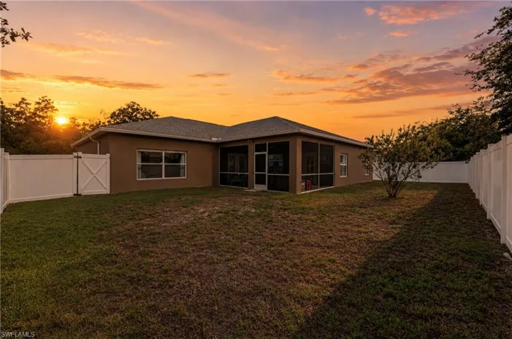 2743 Nature Pointe Loop, Fort Myers, Florida 33905