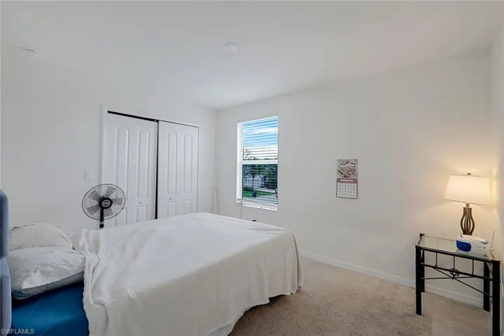 4234 Bluegrass Dr, Fort Myers, Florida 33916