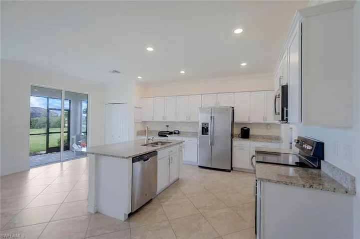 4234 Bluegrass Dr, Fort Myers, Florida 33916