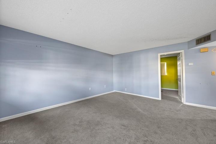 3325  Airport N RD, Naples, FL 34105