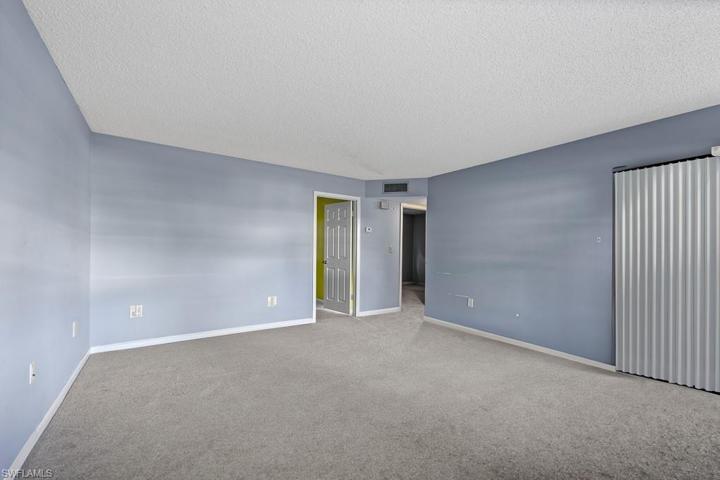 3325  Airport N RD, Naples, FL 34105