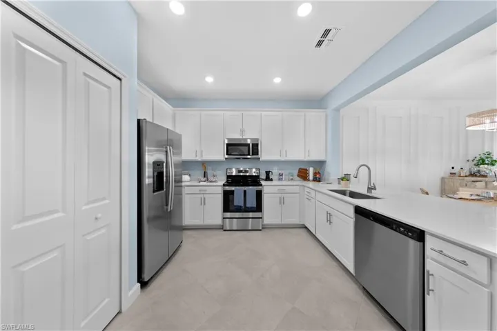 18759 Copperhead Ct N, Lehigh Acres, Florida 33936