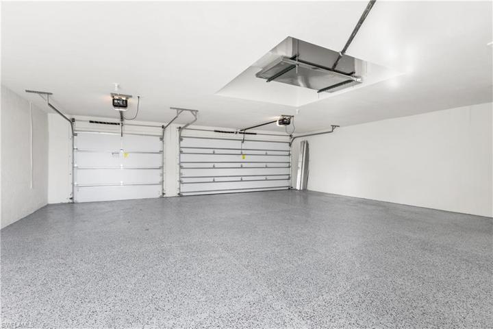 garage flooring with epoxy shield