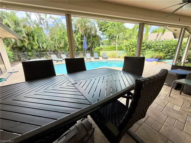 2171 Kings Lake Blvd, Naples, Florida 34112