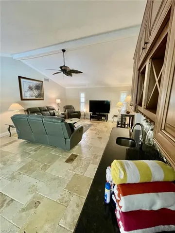 2171 Kings Lake Blvd, Naples, Florida 34112