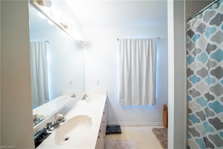 3110 4th St Nw, Naples, Florida 34120