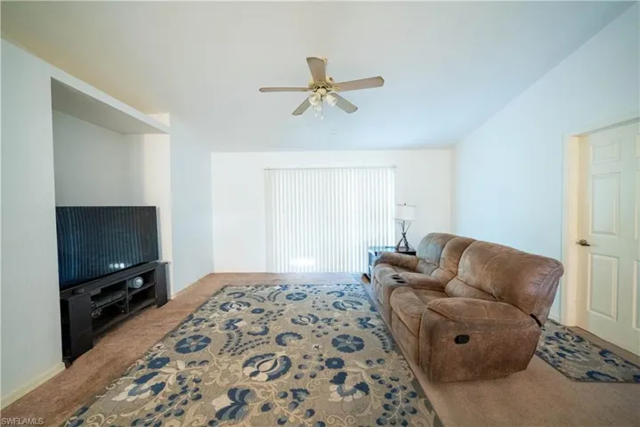 3110 4th St Nw, Naples, Florida 34120