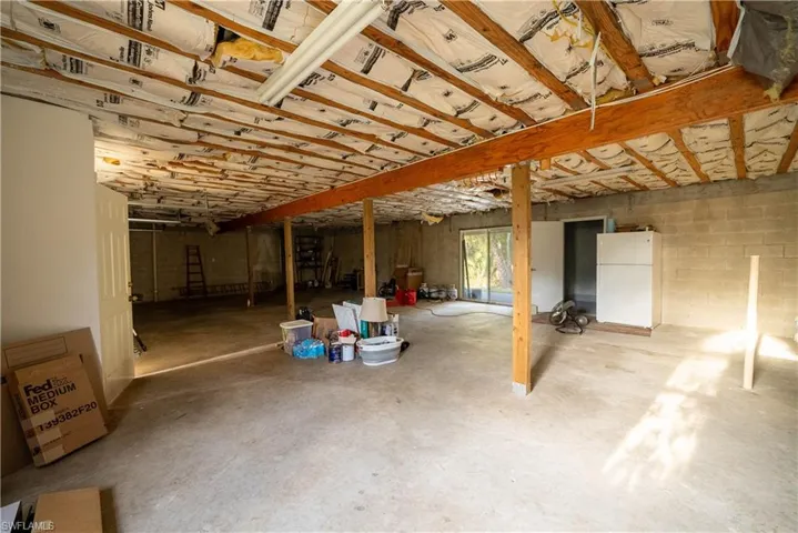 3110 4th St Nw, Naples, Florida 34120