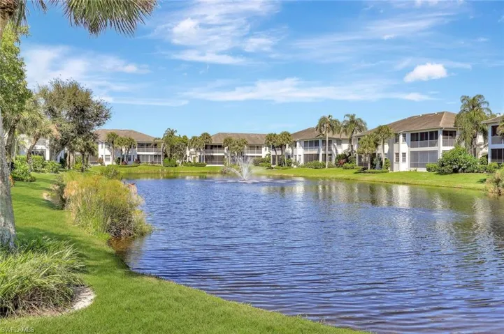 5080  Yacht Harbor  CIR, Naples, FL 34112