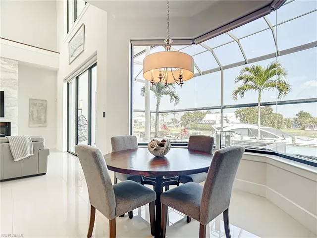 Eat in Kitchen