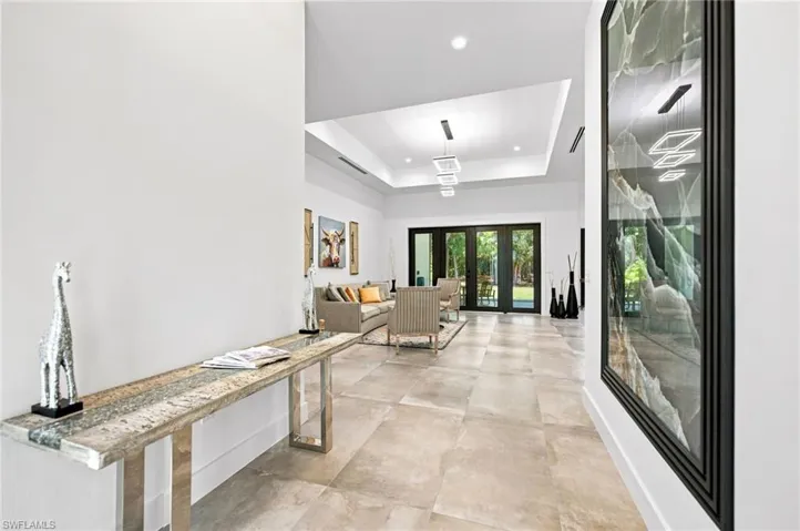 209 35th Ave Nw, Naples, Florida 34120