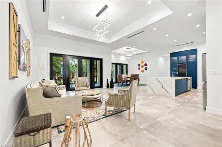 209 35th Ave Nw, Naples, Florida 34120