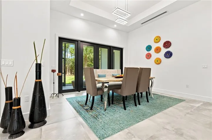 209 35th Ave Nw, Naples, Florida 34120