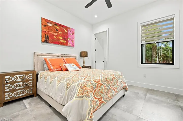 209 35th Ave Nw, Naples, Florida 34120