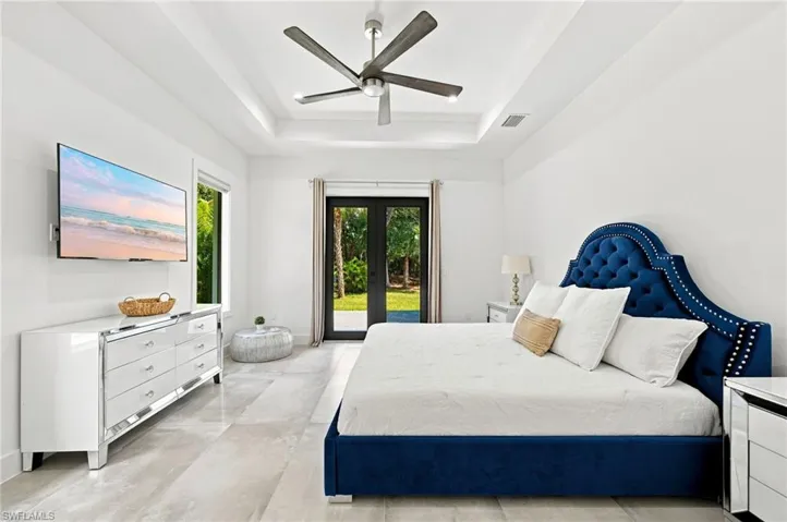 209 35th Ave Nw, Naples, Florida 34120