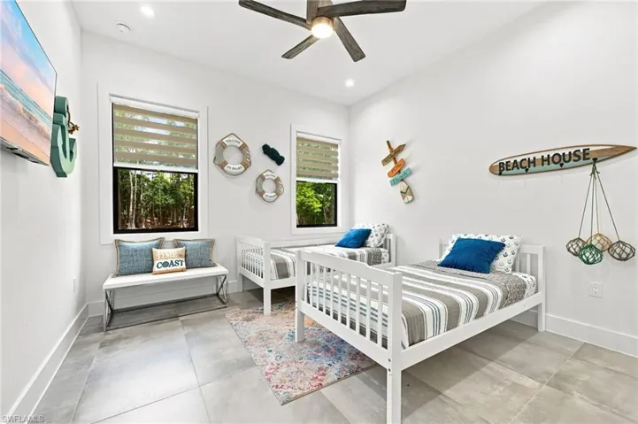209 35th Ave Nw, Naples, Florida 34120