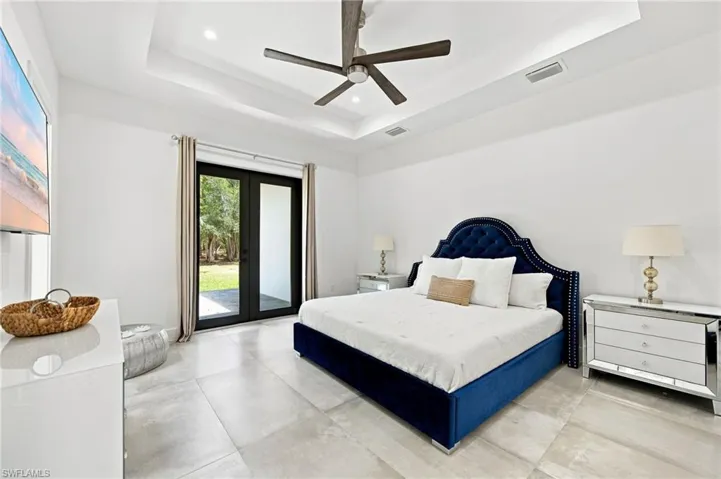 209 35th Ave Nw, Naples, Florida 34120