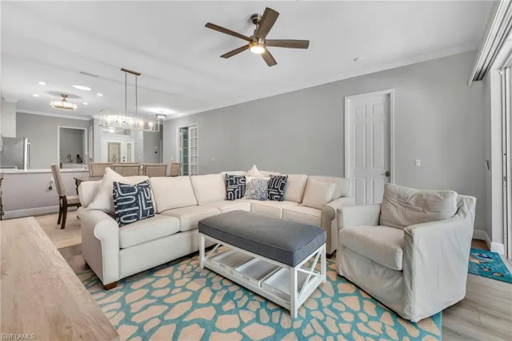 3557  Periwinkle  WAY, Naples, FL 34114