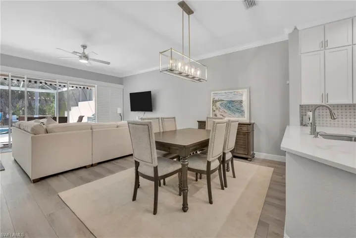 3557  Periwinkle  WAY, Naples, FL 34114