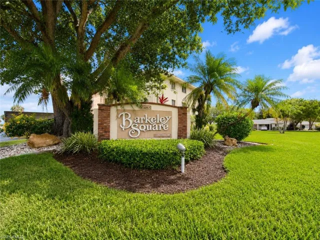2079 Barkeley Ln 13, Fort Myers, Florida 33907