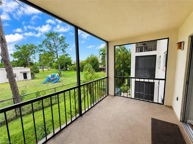 2079 Barkeley Ln 13, Fort Myers, Florida 33907