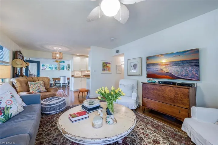 1034  6th N LN, Naples, FL 34102