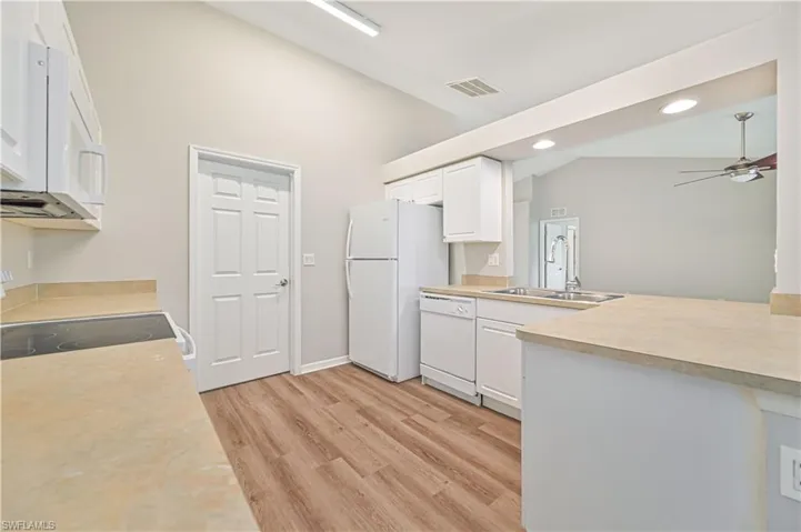 3018 20th St W, Lehigh Acres Fl 33971