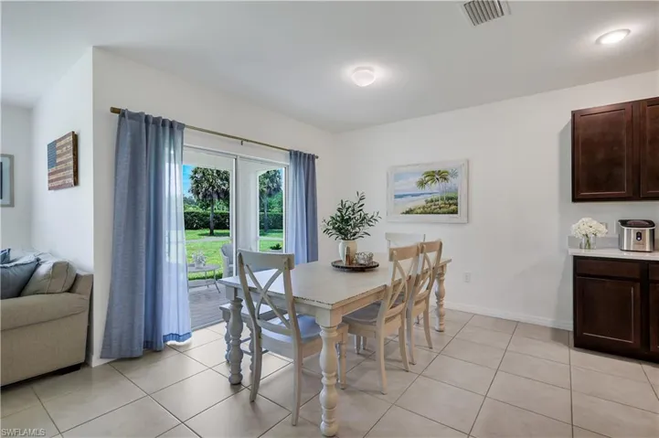 2816 Zaragoza Ct, Cape Coral, Florida 33909
