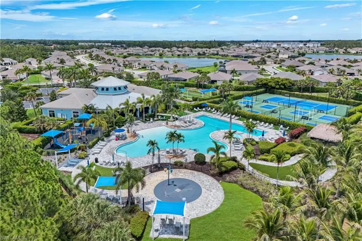 2816 Zaragoza Ct, Cape Coral, Florida 33909